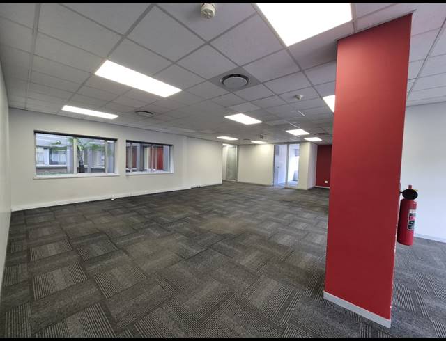 1,320M² OFFICE TO LET IN SANDTON CENTRAL